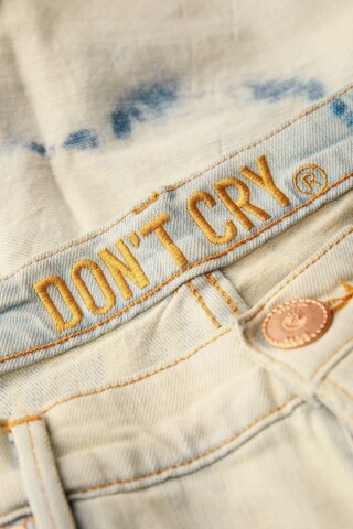 Don't Cry Jeans in 31 in White