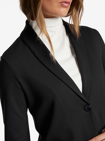 Blazer di Rich & Royal in nero