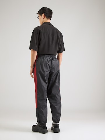 Nike Sportswear regular Παντελόνι σε μαύρο