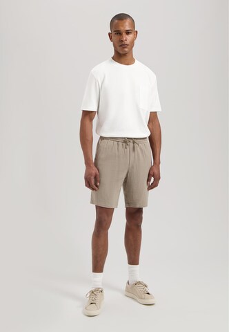 Dstrezzed Regular Shorts 'Logan' in Braun