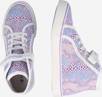 Champion Authentic Athletic Apparel Sneaker in Lila