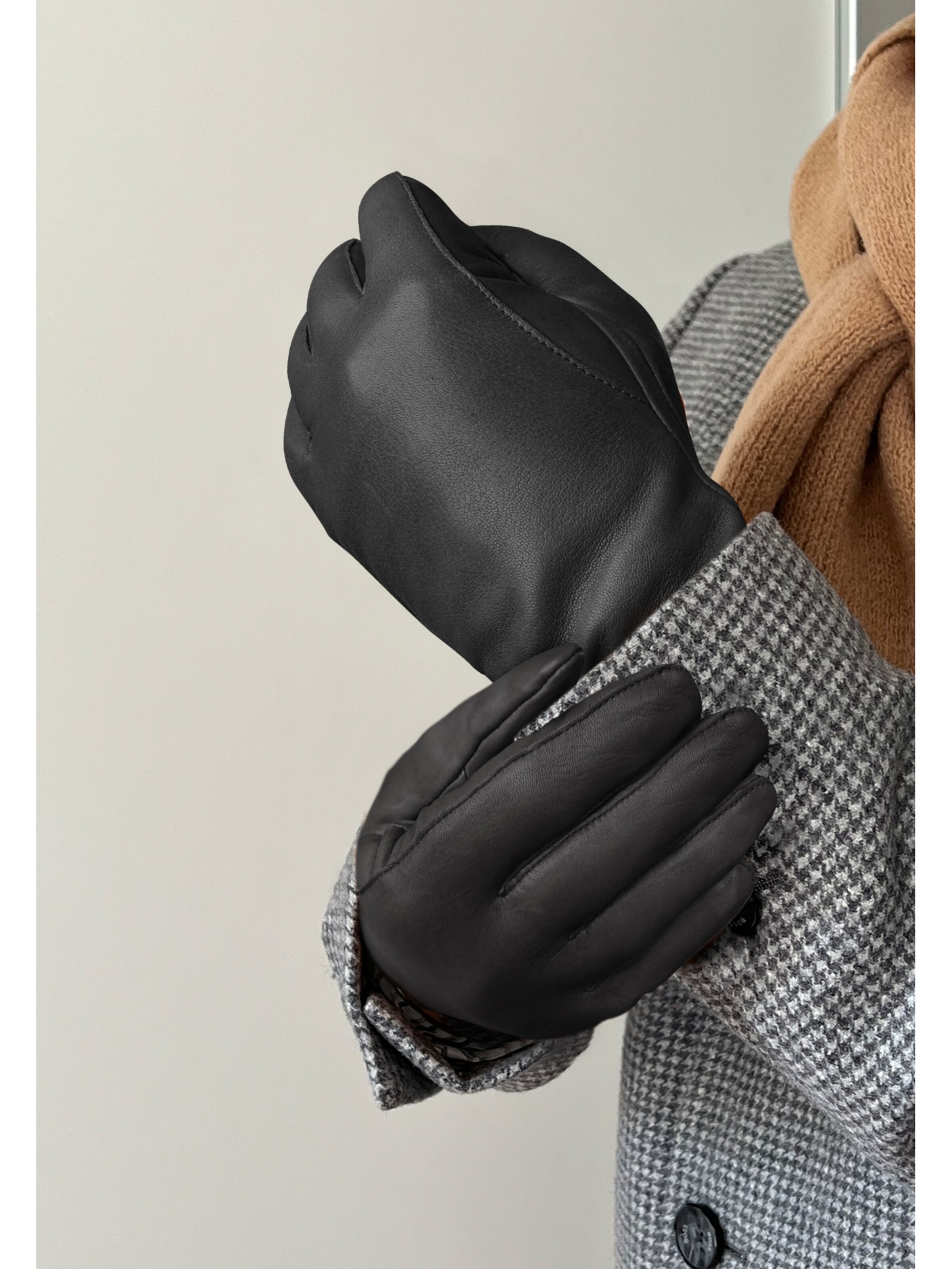 KESSLER Fingerhandschuhe 'RASMUS' in Schwarz