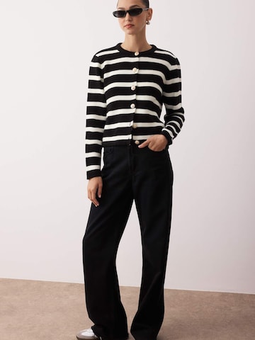 Trendyol Cardigan i sort