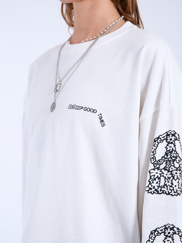 Dr. Denim Shirt in White