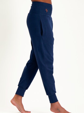 Urban Goddess Yoga & Activewear Tapered Hose 'Bhumi' in Blau