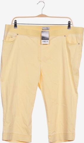 BRAX Shorts in 6XL in Yellow: front