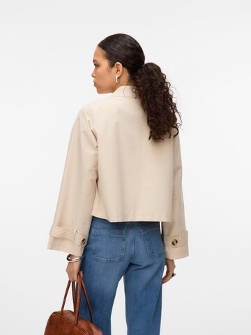 VERO MODA Tussenjas in Beige