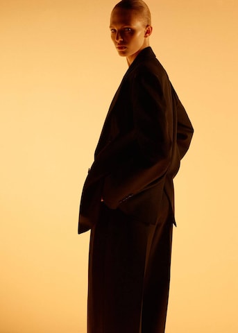 MANGO Regular Pleated Pants 'Beverly' in Black