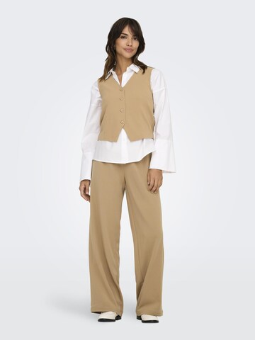 Gilet 'ONLTHANA' di ONLY in beige