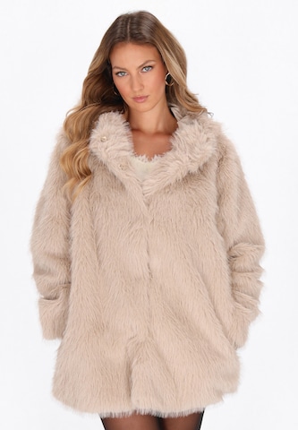 Manteau d’hiver faina en beige : devant