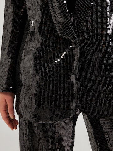 VERSTIQUE Блейзер в Черный