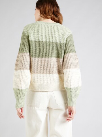 VILA Sweater 'LAILA' in Green