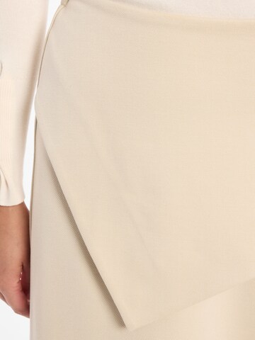 Jupe 'Ajara' Ana Alcazar en blanc
