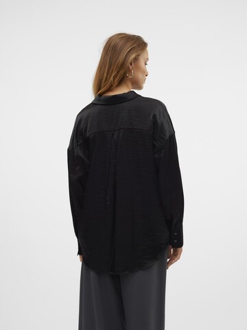 VERO MODA Bluse 'QUEENY' in Schwarz