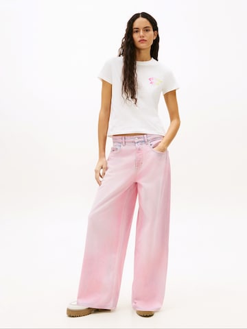 Tricou de la Tommy Jeans pe alb