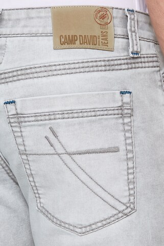 CAMP DAVID Slimfit Jeans Shorts RO:BI Slim Fit in Grau