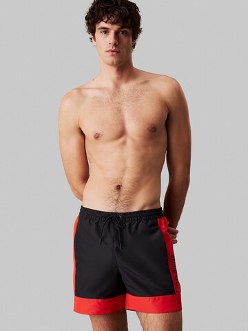 Shorts de bain 'Intense Power' Calvin Klein Swimwear en orange : devant