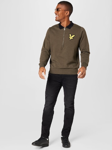 Pulover de la Lyle & Scott pe verde