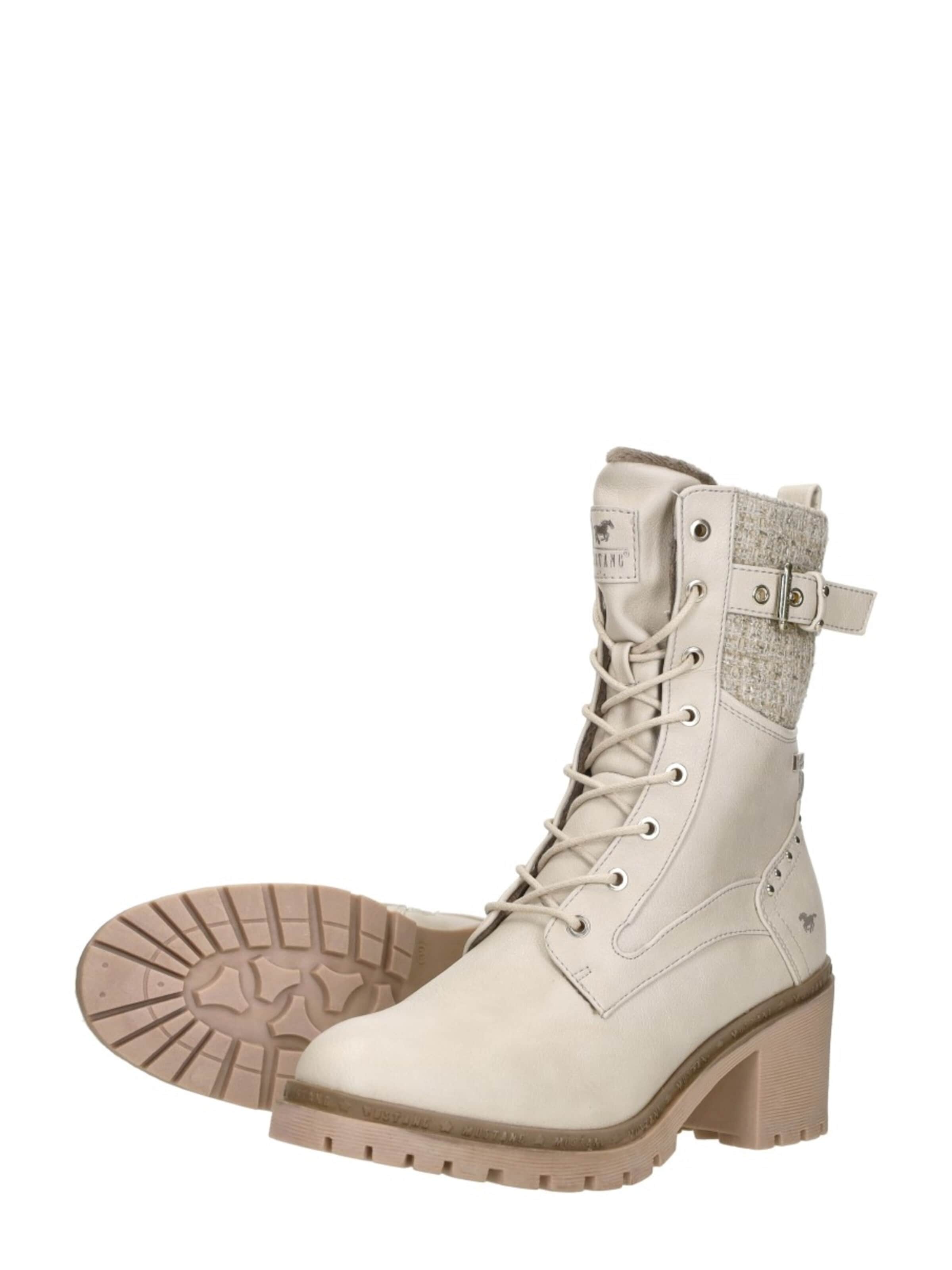 Bottines à lacets 'Veterschoenen Hak' MUSTANG en blanc