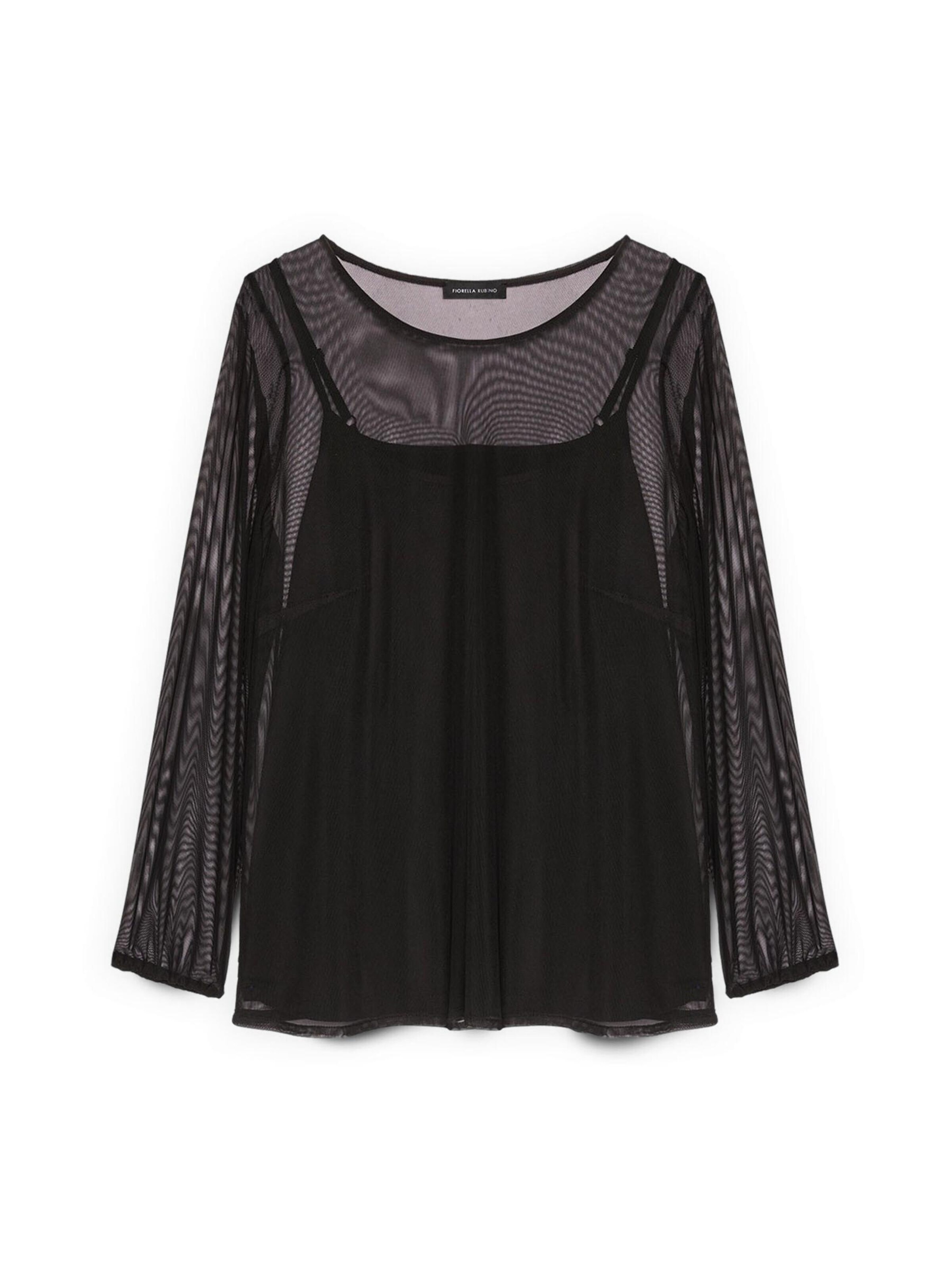 Fiorella Rubino - Top en negro: frente