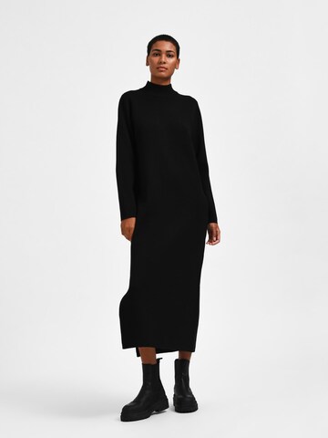 SELECTED FEMME Knitted dress 'Merla' in Black