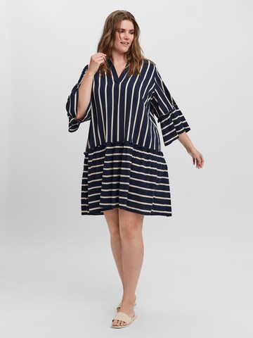 Robe-chemise 'Afua' Vero Moda Curve en bleu