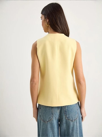 Gilet di Bianco Lucci in giallo