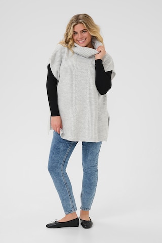 Cape 'Mala' KAFFE CURVE en gris