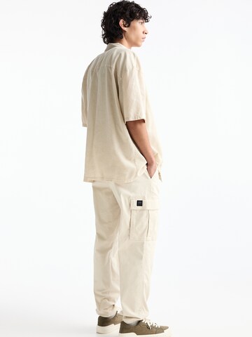 Effilé Pantalon cargo Pull&Bear en blanc