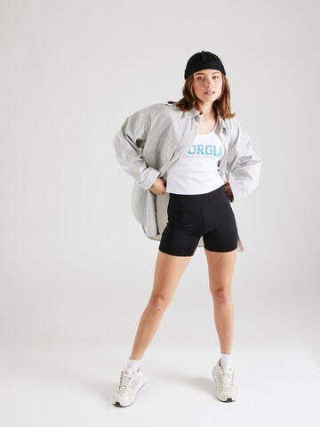 Noisy may Top 'NMJUDY' | bela barva