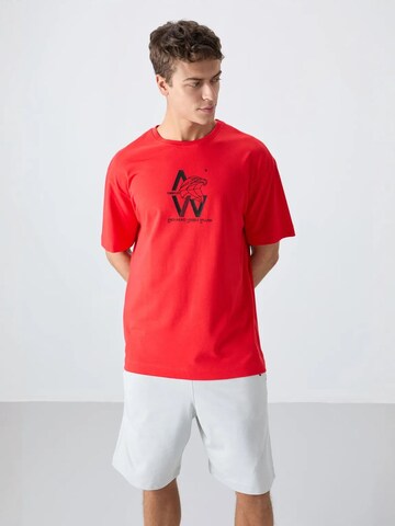 Tommy Life - Camisa em vermelho