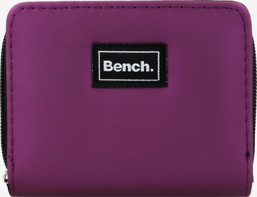 BENCH Wallet in Purple: front