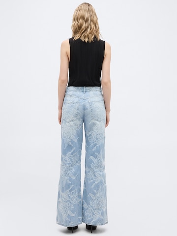 mėlyna Gina Tricot Plačios klešnės Džinsai