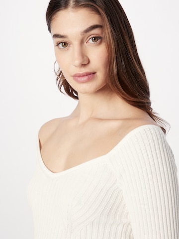 HOLLISTER Sweater 'EMEA' in White