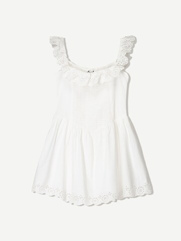 Robe d’été Bershka en blanc