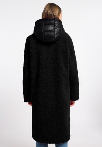 Frieda & Freddies NY Between-Seasons Coat in Black
