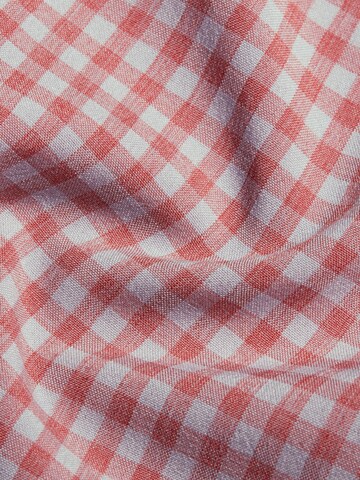 MAMMUT Athletic Button Up Shirt in Red