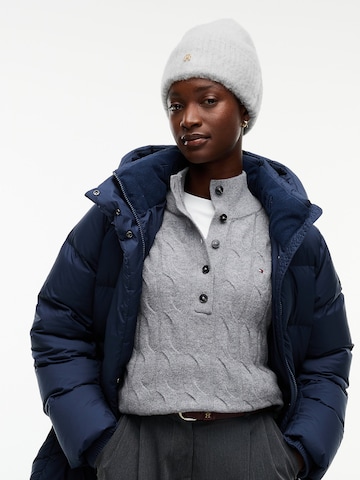 TOMMY HILFIGER Mütze 'Elevated Chic' in Grau: Vorderseite