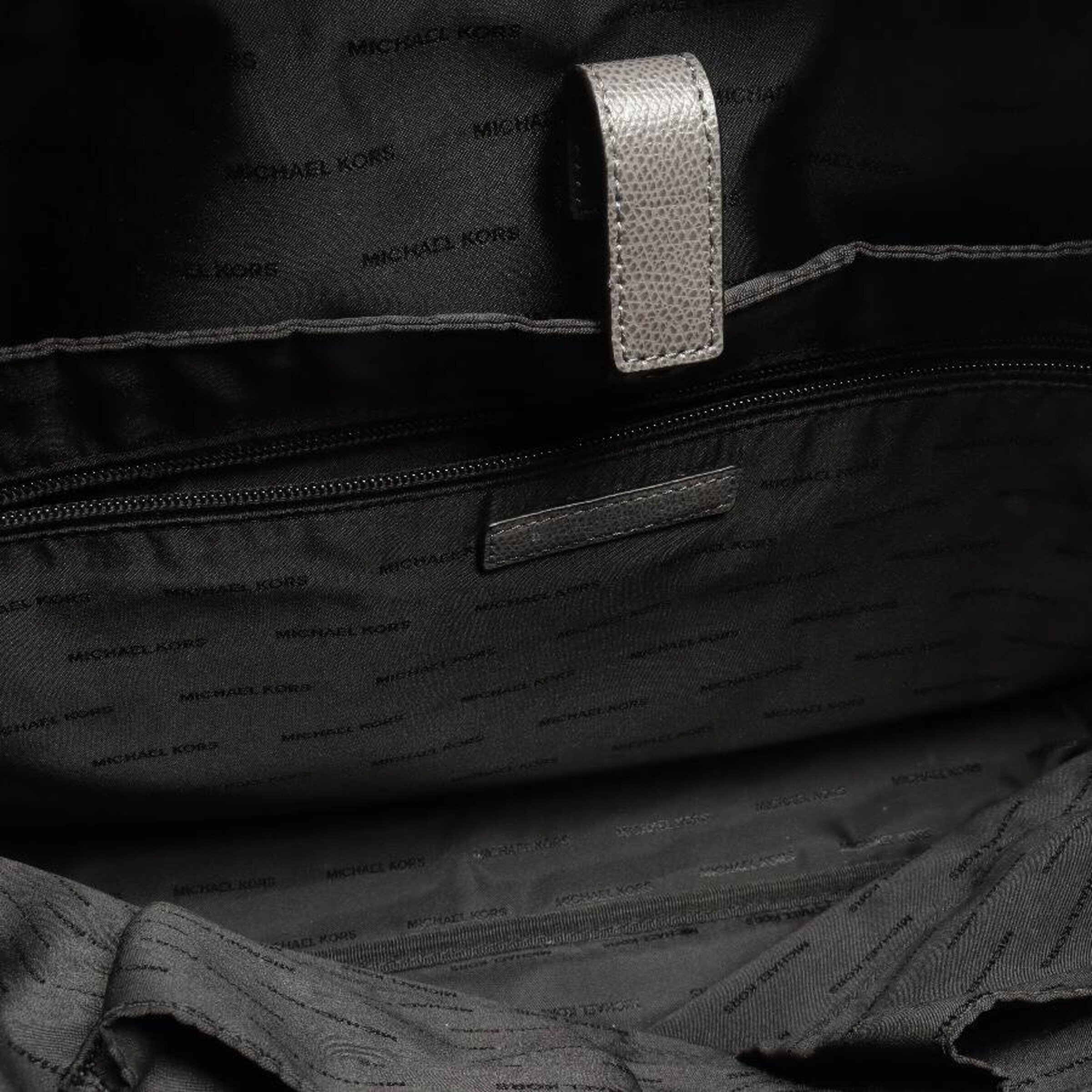 Michael Kors Bag in One size in Grey