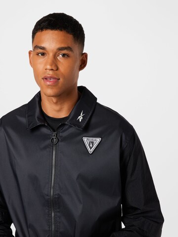 Jachetă de trening de la Reebok pe negru