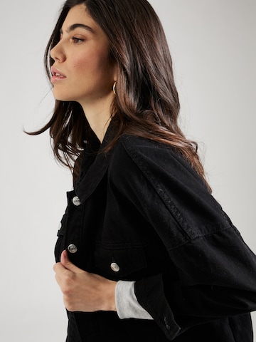 ONLY Between-Season Jacket 'SAFE CAROLINE' in Black