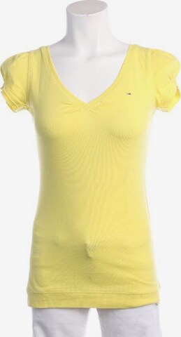 Tommy Jeans Top & Shirt in S in Yellow: front