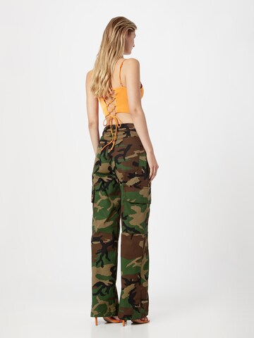 Regular Pantalon cargo Nasty Gal en vert