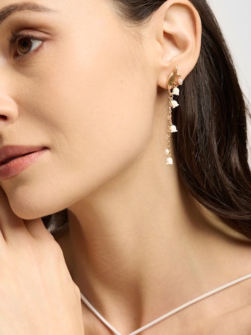 Boucles d'oreilles 'Lilies & Pearls/Vintage Leaves' A&C Oslo – Nordic Design Jewellery en or : devant