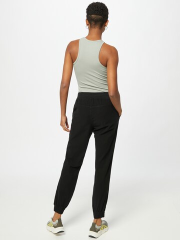 Kaffe Tapered Pants 'Naya' in Black