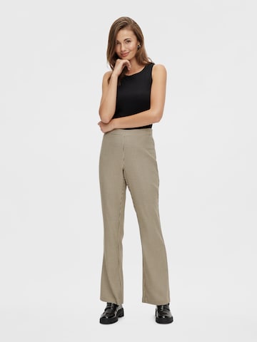 évasé Pantalon 'Fariba' PIECES en beige