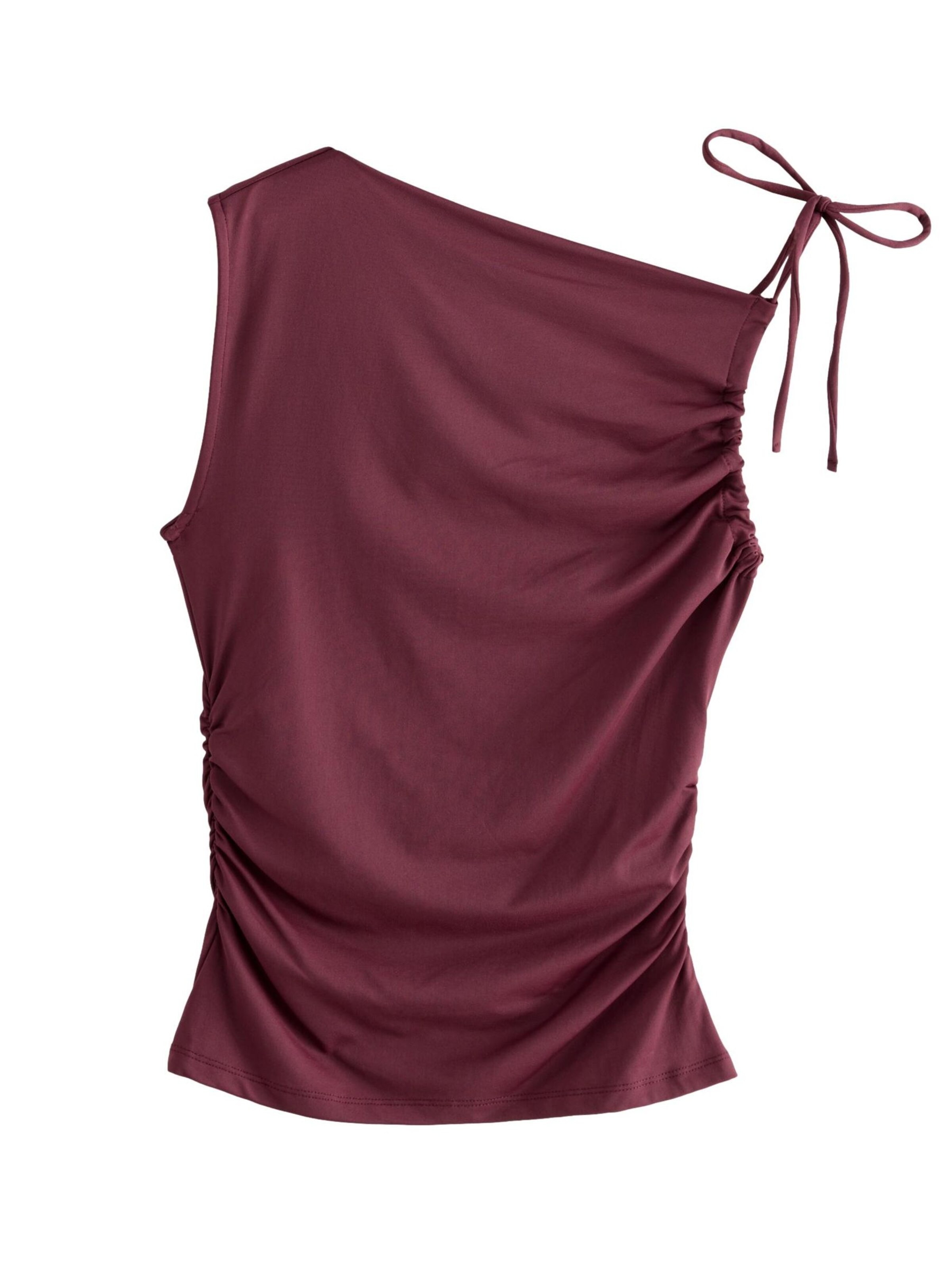 Next Top in Red: front