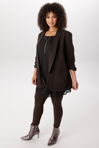 Aniston Blazer in Brown