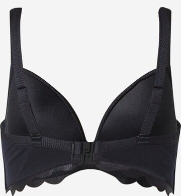 Hunkemöller T-shirt Bikinioverdel 'Scallop' i sort