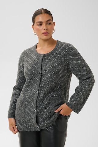 Cardigan 'Hilma ' KAFFE CURVE en gris : devant